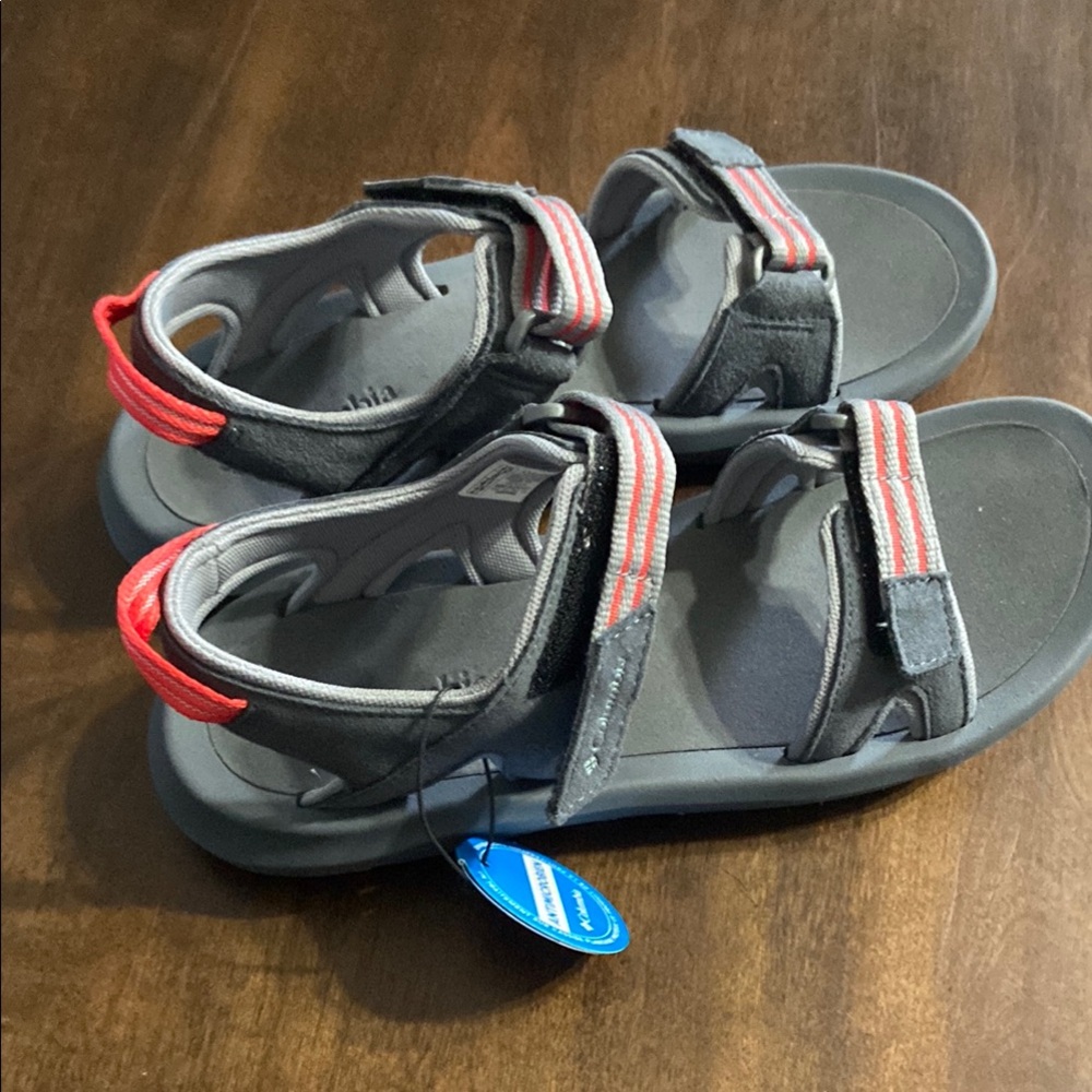 Columbia Gray and Red Athletic Sandals with Adjustable Straps NWT Size 10